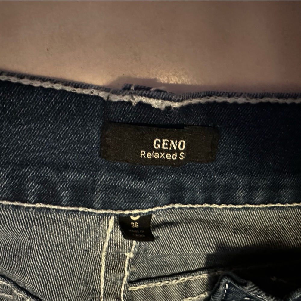NWT True Religion Geno relaxed slim jeans